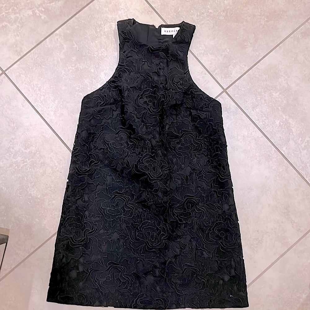 EUC like new Keepsake sleeveless lace dress